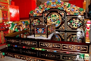 藏式家具中见信仰 特色藏式家具欣赏