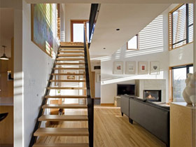 給家人一份安心 17個直線樓梯設計