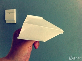 空中之王纸飞机折法图解