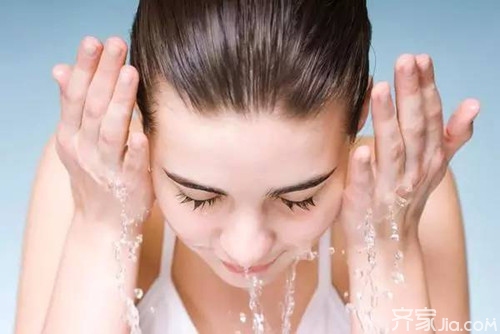 如何正确用热水洗脸？洗到人见人爱