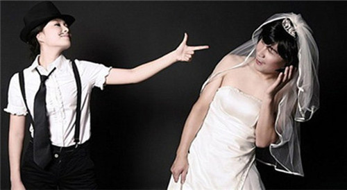 婚纱情侣头像一男一女_一男一女的婚纱相片(2)