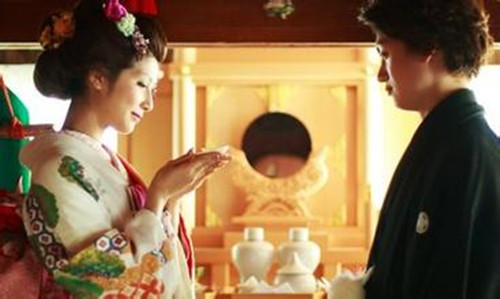 日本婚礼的流程 日本婚礼有哪些习俗