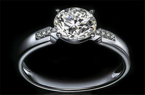 钻石戒指款式图片 如何挑选钻戒_婚戒首饰_婚庆百科_齐家网