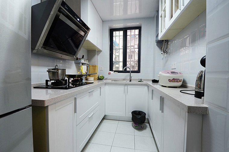 厨房热水器安装效果图 18874074.jpg