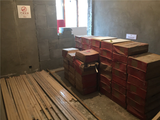 3,材料和工具堆放整齐 材料堆放整齐的工地,从管理方面来说,说明了