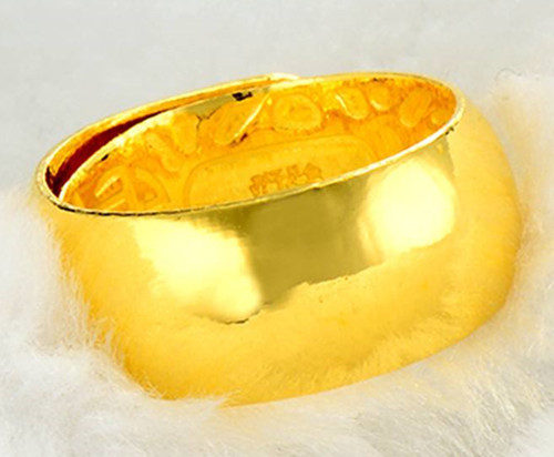 结婚黄金戒指由谁买 结婚如何挑选三金_婚戒首