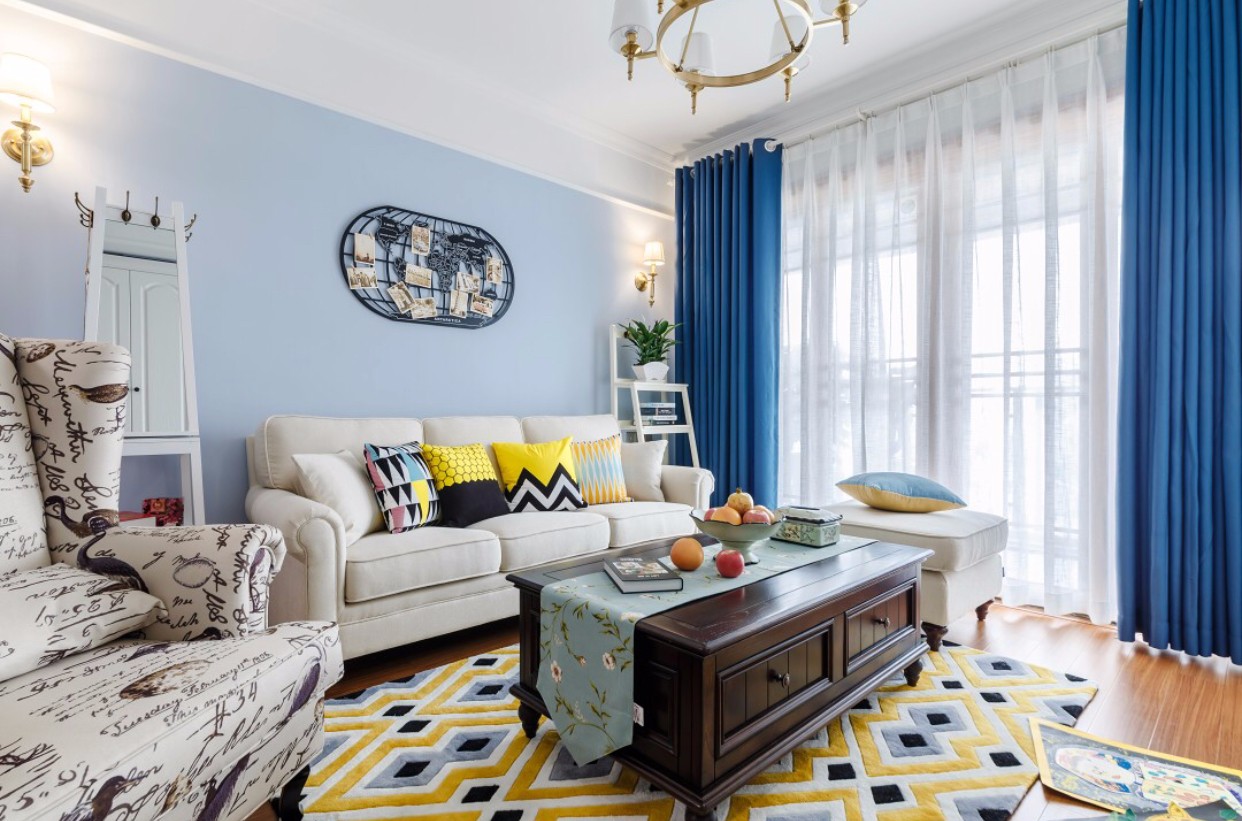 80平米装修,二居室装修,10-15万装修,客厅,美式风格,沙发背景墙,窗帘,蓝色