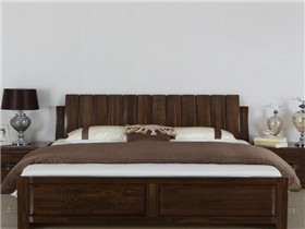 中式实木双人床价格贵吗 实木双人床选购要点