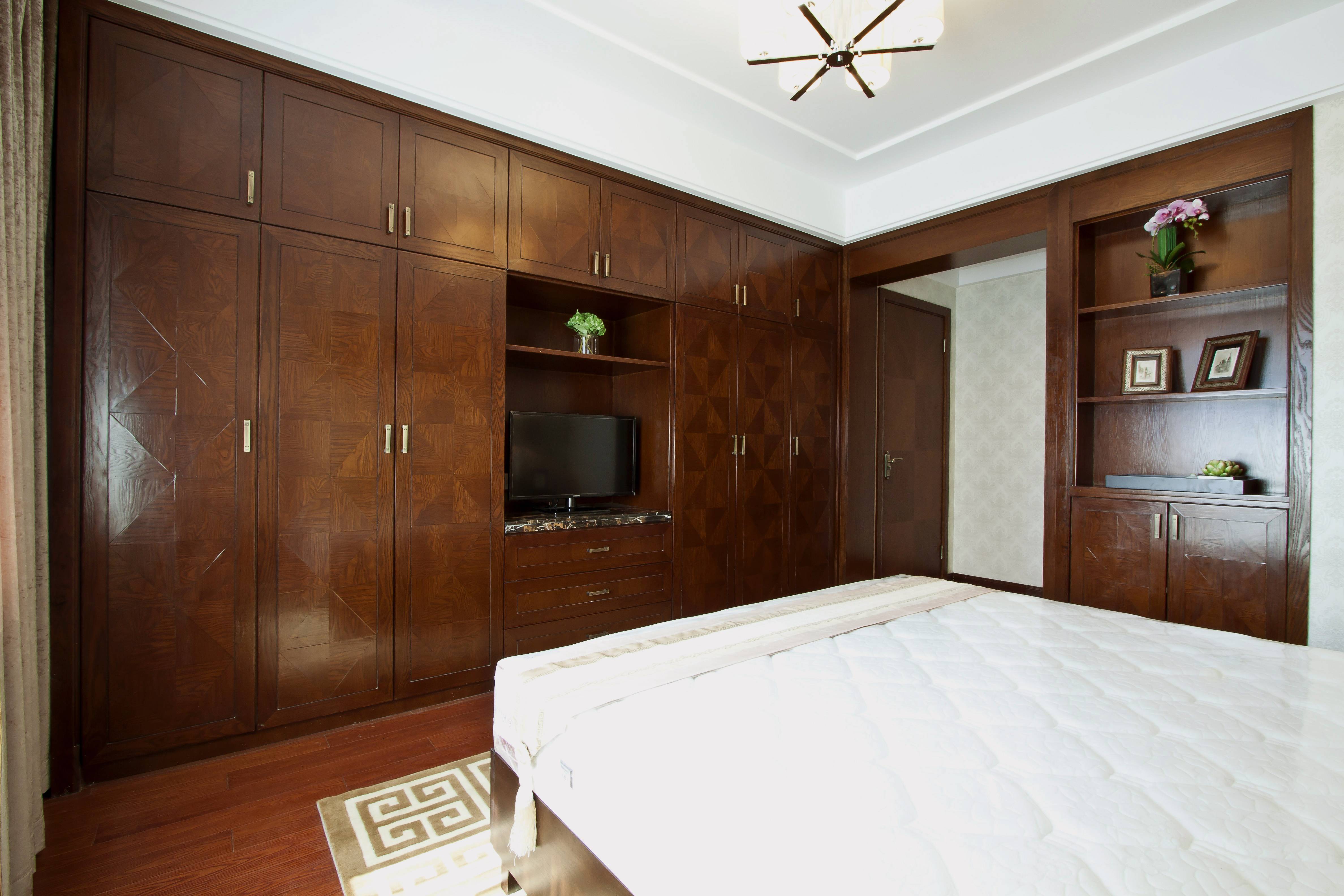 中式风格,140平米以上装修,20万以上装修,三居室装修,咖啡色