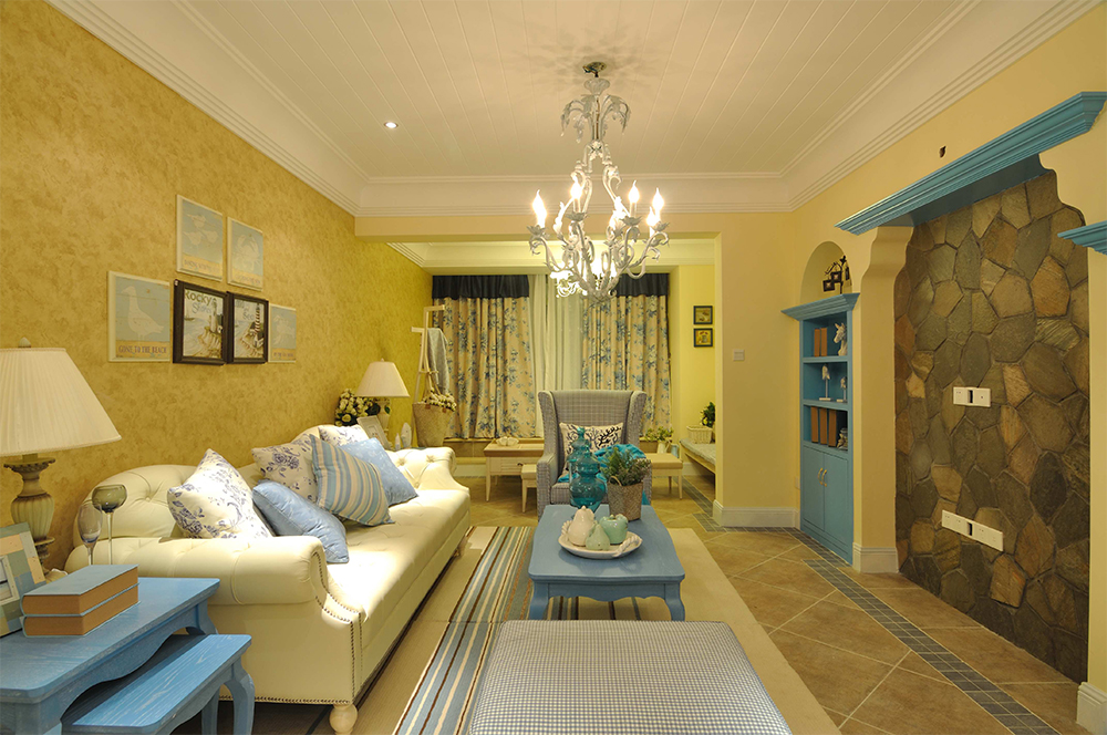地中海风格,80平米装修,二居室装修,10-15万装修,沙发背景墙,黄色