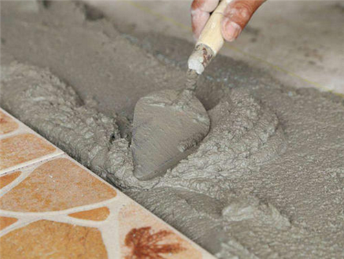 贴瓷砖水泥和沙的比例 铺贴瓷砖注意哪些事项