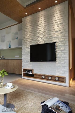 日式风格公寓浪漫电视背景墙设计图