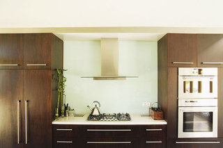 现代简约风格大气冷色调厨房橱柜图片