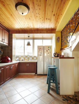 地中海风格简洁暖色调厨房橱柜设计