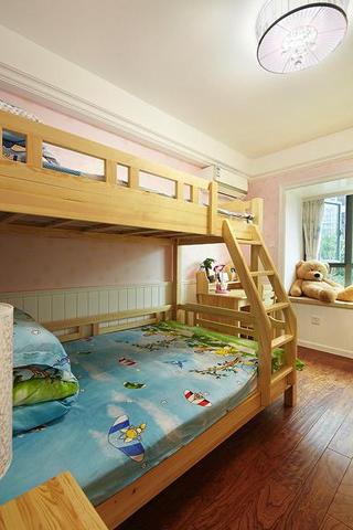 可爱原木色儿童房儿童床图片