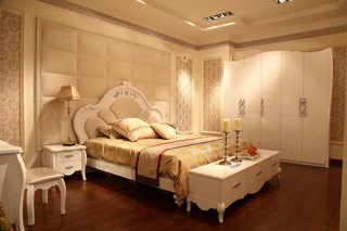 欧式风格浪漫白色卧室家具效果图