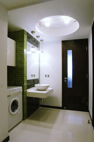 中式风格白色卫生间灯具效果图