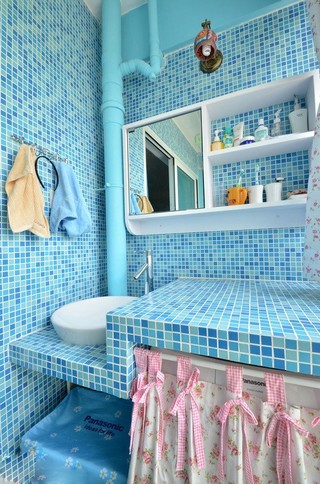地中海风格小清新蓝色卫生间装潢
