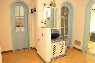 地中海风格小清新蓝色卫生间设计图
