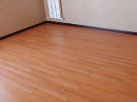 枫木色强化复合地板