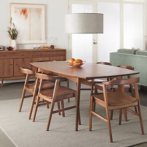 美式风格原木色客厅餐桌效果图