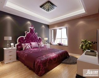 紫色大床温馨卧室装修效果图