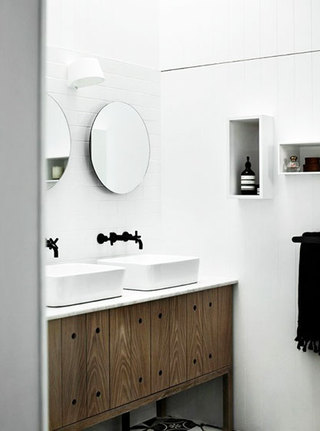简欧风格白色卫生间台盆图片