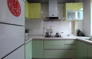 小清新绿色厨房设计图