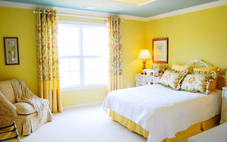欧式风格黄色卧室背景墙设计图