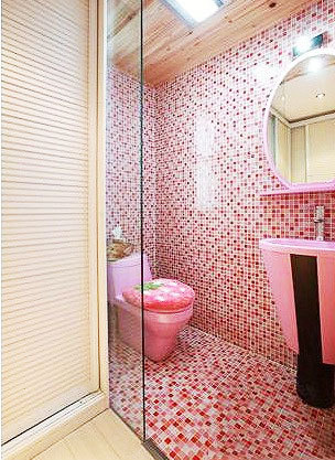 红色卫浴间瓷砖瓷砖图片