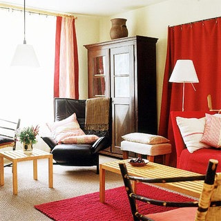 红色客厅窗帘图片