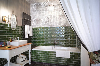 绿色瓷砖浴缸效果图