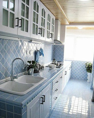 地中海浅蓝色厨房效果图