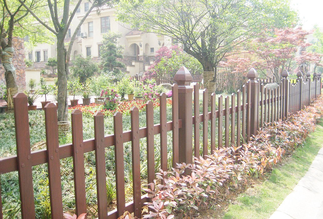 实木庭院围栏设计图