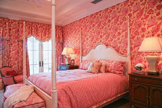 甜蜜粉色卧室