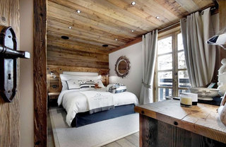 轻工业风格木质卧室背景墙设计