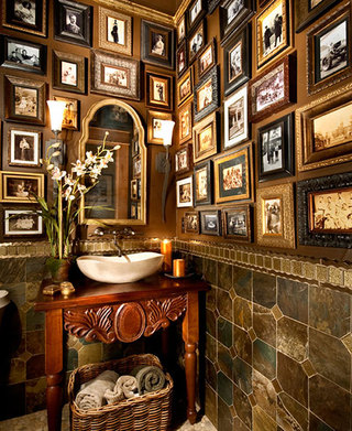 复古卫浴间照片墙设计
