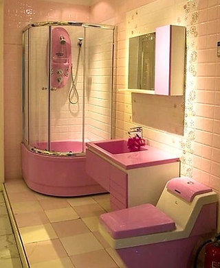 粉色整体卫浴间