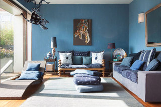 复古蓝色客厅沙发背景墙