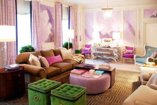 粉紫色大气客厅布置