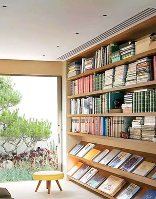 书架墙助你建立家居图书馆