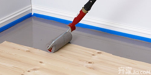 木地板刷|地板如何上漆？专业师傅把手教你0