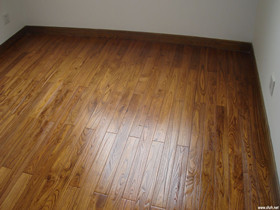实木地板安装费  实木地板安装步骤