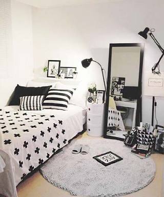 黑白色系卧室设计图