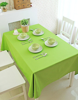 餐厅绿色桌布装饰效果图