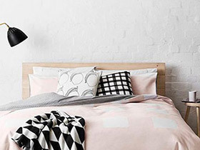 10个北欧风格卧室抱枕图片 亮眼几何装饰家