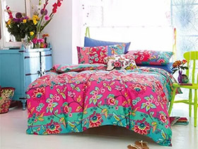 10个卧室床品陈列图片 打造多彩浪漫空间