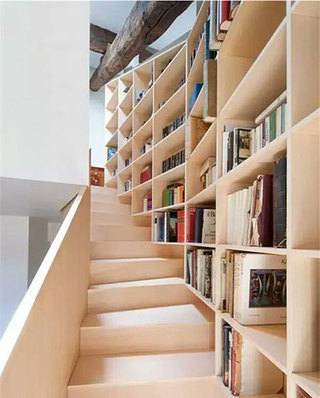 loft装修楼梯书架图