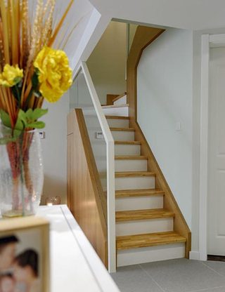 日式风格楼梯装修效果图片