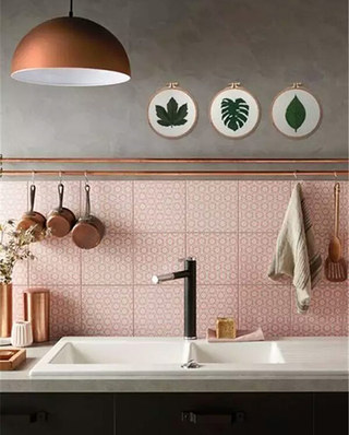 厨房背景墙装修瓷砖图片